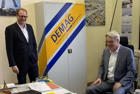 Sanierungsberater Martin Mucha (links) bleibt an der Seite von Demag-Geschäftsführer Jens Ennen.
