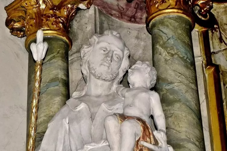 Josef mit dem Jesuskind in der Wachenheimer Kirche St. Georg.