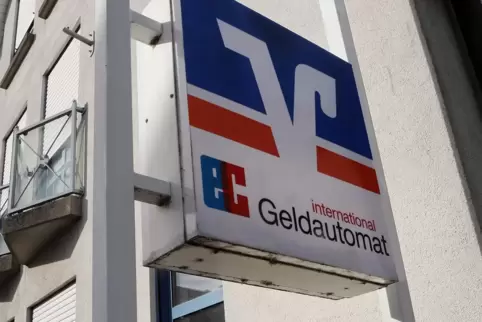 Nicht mal einen Geldautomaten will die Vereinigte VR Bank in Beindersheim belassen. 