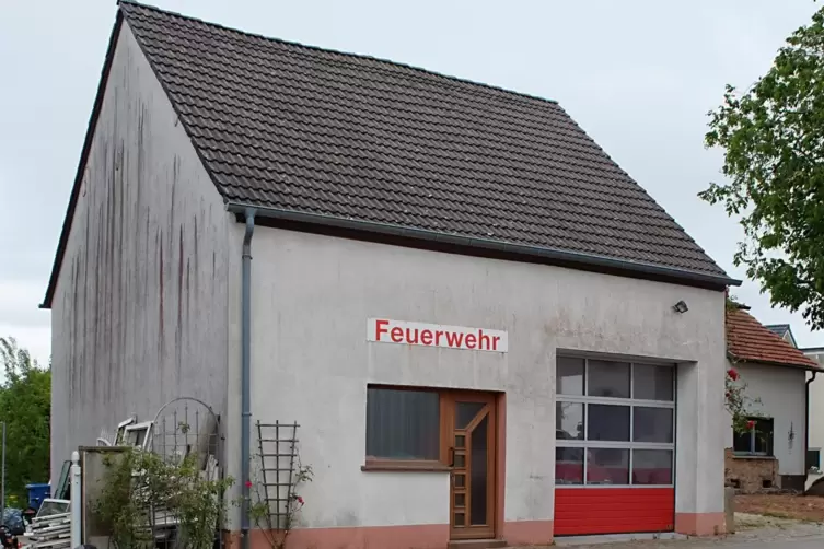 Das alte Feuerwehrgerätehaus in der Sonnenbergstraße beherbergt noch einen Mannschaftswagen, ein Geschenk aus Luxemburg.