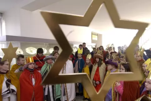 Auf absehbare Zeit nicht mehr möglich: Treffen von Sternsingern, wie hier bei einem Empfang im Frankenthaler Rathaus.