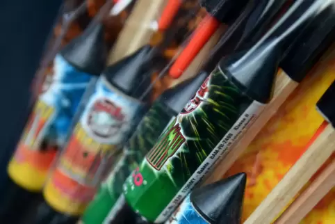 Feuerwerkskörper dürfen dieses Jahr weder verkauft noch auf öffentlichen Plätzen oder Straßen gezündet werden.