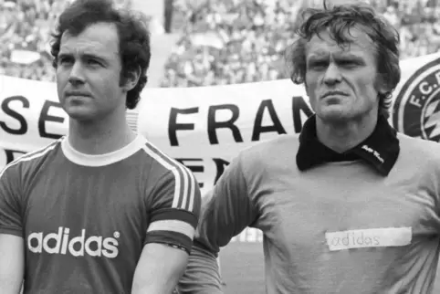 Die Bayern-Spieler Franz Beckenbauer und Sepp Maier haben ebenfalls schon im Maikammerer Waldhaus Wilhelm übernachtet und mit de