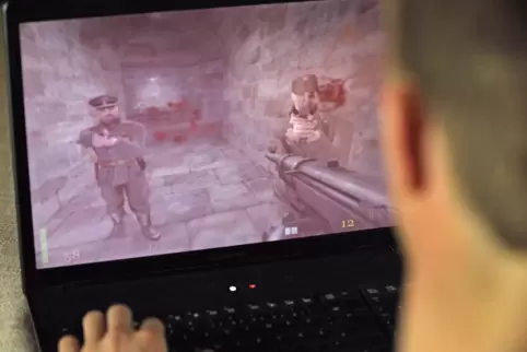 Killerspiel-Debatte war gestern, heute geht es um rechtsextreme Tendenzen in Randbereichen der Computerspiele-Szene.