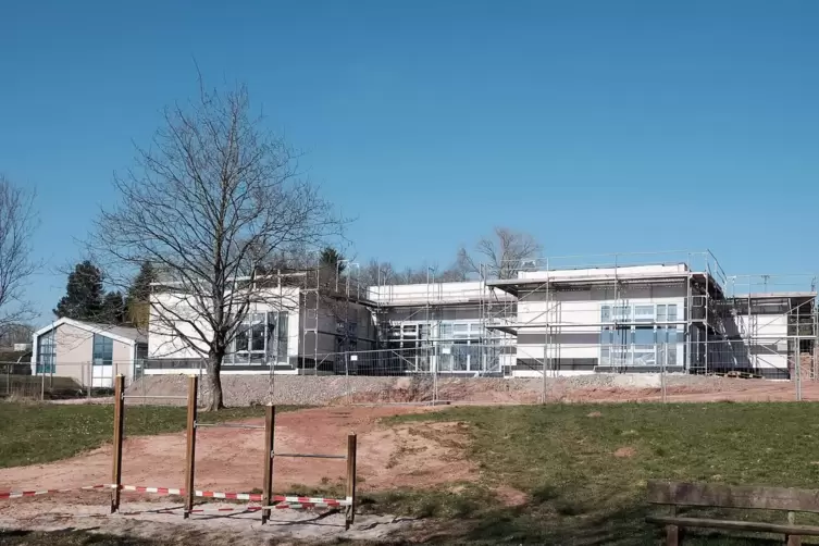 Contwig hat Probleme mit Schimmel in Kinderg&auml;rten: Der Neubau in der Ma&szlig;weilerstra&szlig;e (Foto) ruht seit dem Fr&uuml;hjahr, das Rathaus 