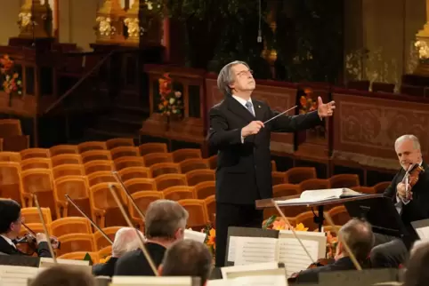 Maestro aus Ravenna: Riccardo Muti gestern beim Neujahrskonzert der Wiener Philharmoniker im Goldenen Saal des Musikvereins, in 