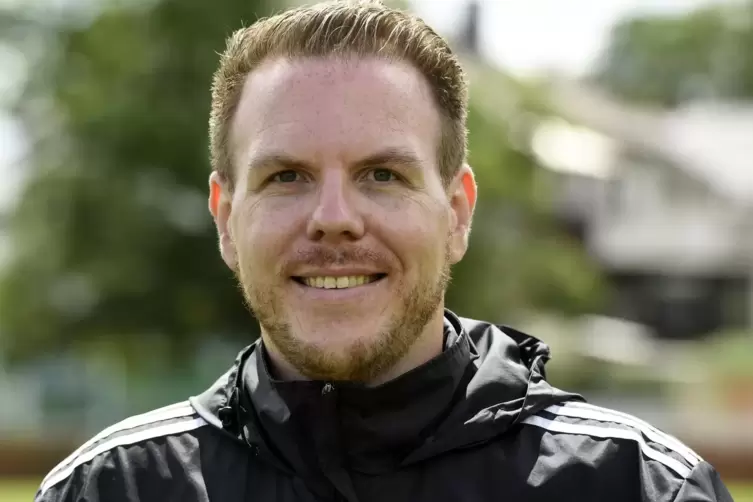 ASV-Trainer Andreas K&ouml;hler lobt den &bdquo;ungeheuren Zusammenhalt&ldquo; seiner Mannschaft.