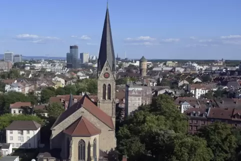 Blick vom Kulturm in der Rollesstraße über den Hemshof und auf die Dreifaltigkeitskirche. 13.500 Bürger sind wahlberechtigt. 