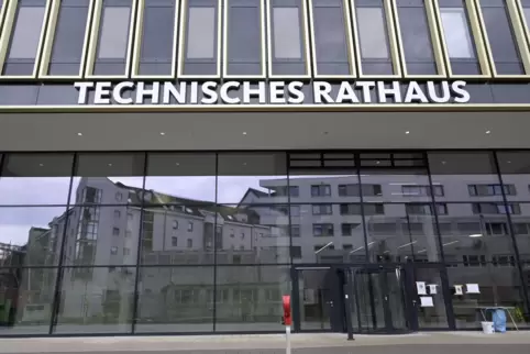 Viel Glas: das neue Technische Rathaus im Mannheimer Glückstein-Quartier.
