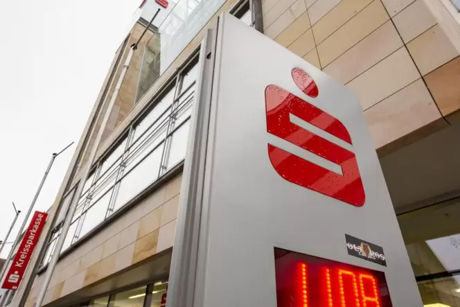 Sitz der neuen Sparkasse ist am Altenhof.