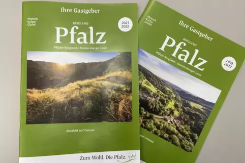 Ein herrlicher Sonnenuntergang soll Touristen anlocken. Das Gastgeberverzeichnis liegt in den Tourist-Informationen aus. 