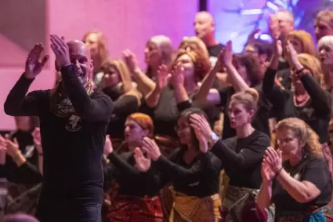 Kultur führt Menschen zusammen: Wie hier bei der afrikanischen Chormusik in der katholischen Kirche im Dezember 2019.