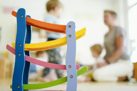 Betreuung in der Kita: Soll derzeit Corona-bedingt nur wahrgenommen werden, wenn es nicht anders geht. 