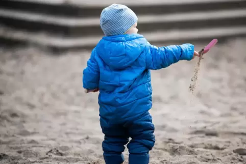 Rheinland-Pfalz nimmt kleine Kinder von Kontaktbeschränkung aus. 