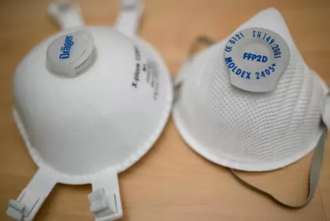 Schutzmasken der Klasse FFP2/3. 