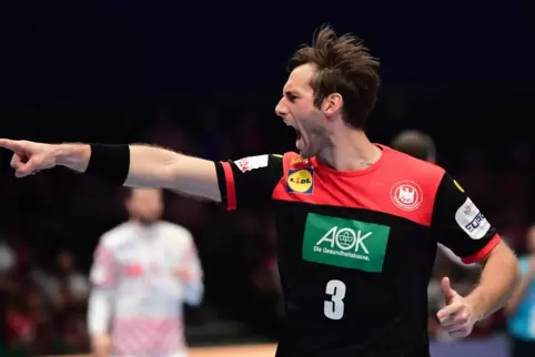 Er zeigt, wo es lang geht: Uwe Gensheimer, der Kapitän der deutschen Handball-Nationalmannschaft. Der Mannheimer sprach sich weg