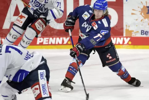 Selbstbewusster Adler-Rookie: Florian Elias.