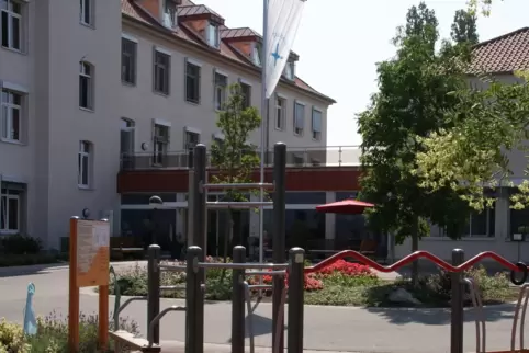 Neue Zugangsregelungen: in allen Altenheimen; hier: Haus am Germansberg.