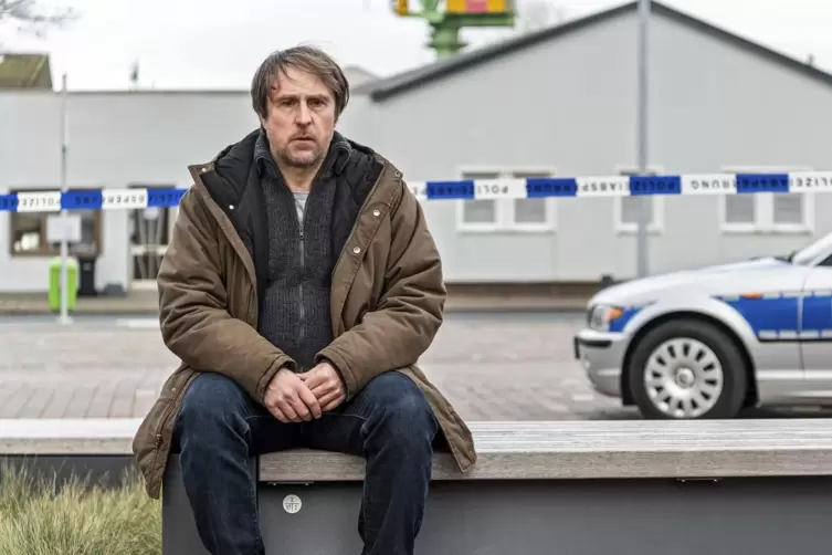 Kein typischer Kommissar: Bjarne M&auml;del in &bdquo;S&ouml;rensen hat Angst&ldquo;. 