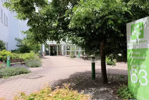 Im Wecare-Pflegezentrum gibt es weitere Infizierte und einen Todesfall.