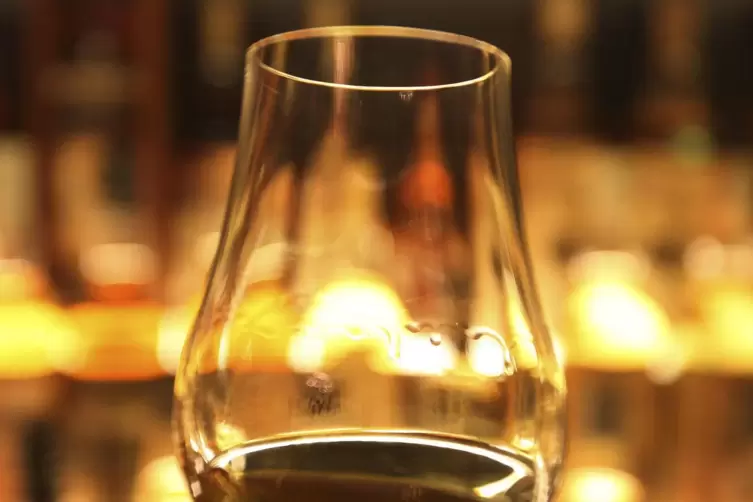 Auch im Angebot: Eine virtuelle Geschmacksreise durch die Whisky-Regionen.