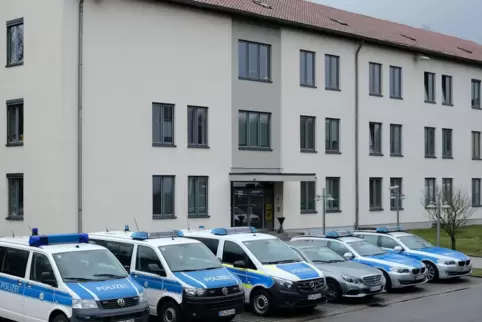In Bexbach ist die Bundespolizei in einem ehemaligen Bundeswehr-Kompaniegebäude im Saarpfalz-Park ansässig.