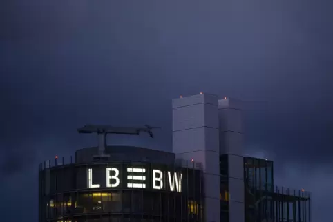 Plant eine Kosteneoinsparung von 100 Millionen Euro: die Landesbank Baden-Württemberg.