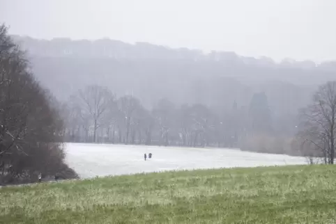 In Regionen oberhalb von 400 Metern soll es laut Wetterdienst schneien. 