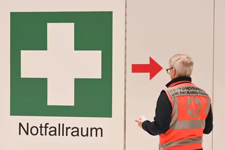 Der Beschuldigte betätigte sich bereits seit 2019 ehrenamtlich beim Deutschen Roten Kreuz (DRK) Hagen. 