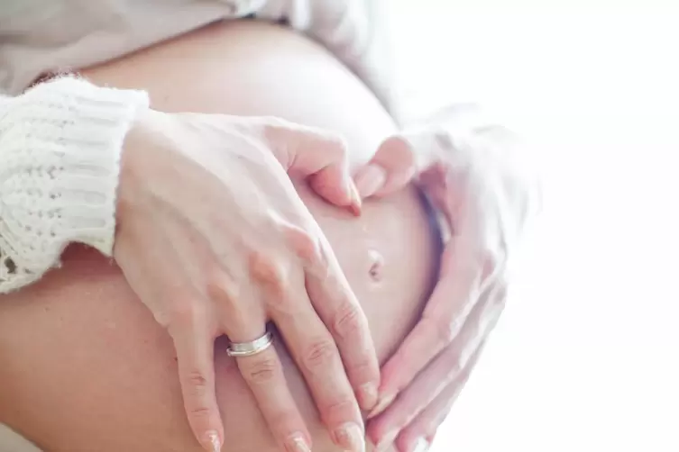Für Entbindungen gelten in diesen tagen besondere Regeln. 