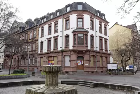 In diesem Haus in der Prinzregentenstraße ist das Ortsvorsteherbüro.
