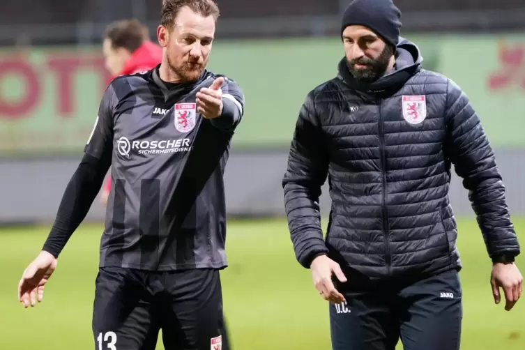 Mann mit Champions-League-Erfahrung: Michael Fink (links) verst&auml;rkt seit diesem Monat den von seinem Trauzeugen Daniyel Cimen (r