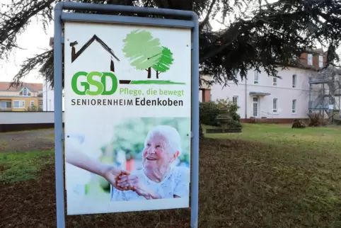 Rund 60 Bewohner des Seniorenheims Ludwigshöhe in Edenkoben sind mit dem Virus infiziert. Bisher – Stand Montag – sind vier infi