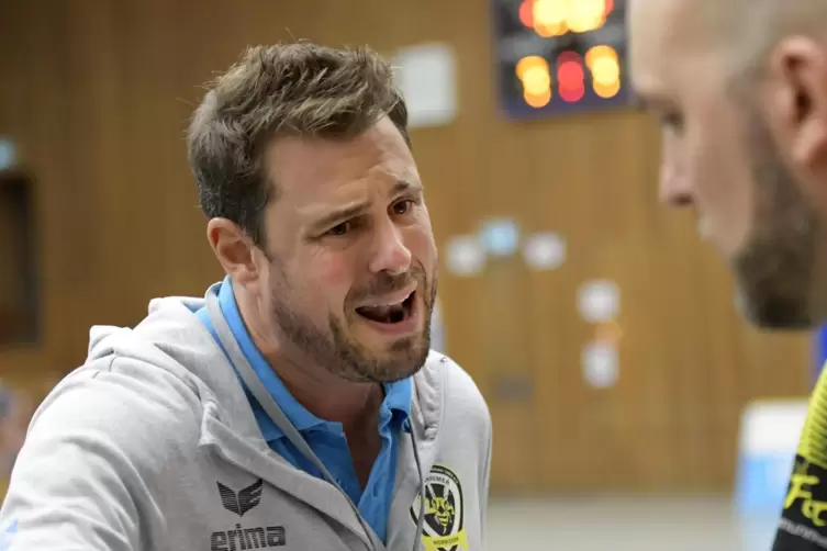  Andreas Reckenthäler geht mit Wehmut als Cheftrainer des Handball-Oberligisten VTV Mundenheim. 