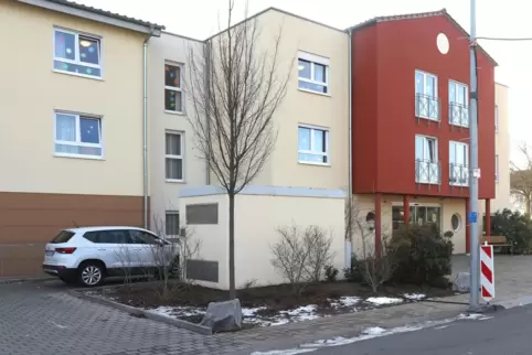 Im Seniorenheim Römergarten in Offenbach wurden zehn weitere Corona-Fälle registriert. 
