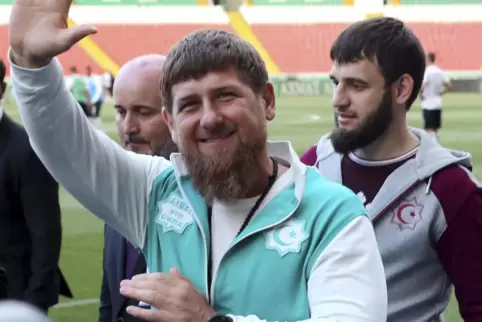 Ramsan Kadyrow, Mäzen und gleichzeitigt Präsident von Fußball-Erstligist Terek Grosny, leitet nebenbei noch die autoritäre Repub