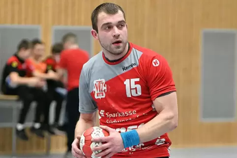 Tomas Kraucevicius bleibt der VTZ Saarpfalz ein weiteres Jahr im rechten Rückraum erhalten.