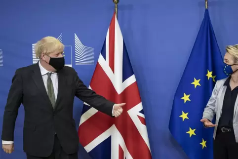 Ende 2020 ging’s noch (relativ) harmonisch zu zwischen EU-Kommissionspräsidentin von der Leyen und dem britischen Premier Johnso