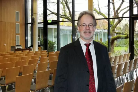 Will die Speyerer Universität teilweise neu aufstellen: Rektor Holger Mühlenkamp.