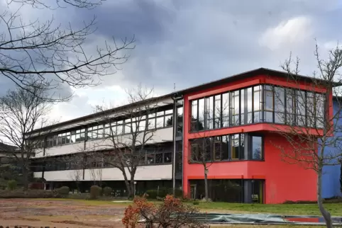 An der IGS am Standort Wachenheim ist die Energetische Sanierung mit Kosten von 750.000 Euro im Haushalt des Landkreises eingepl