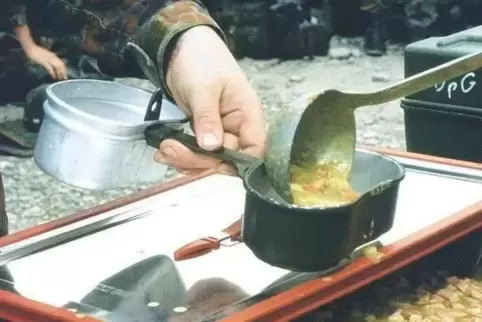 Das Essen für die Zweibrücker Soldaten kommt seit 2016 aus Lebach.
