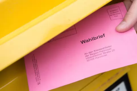 Wer per Brief wählt, sollte den Umschlag nicht zu spät abschicken. 
