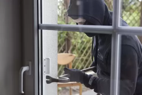 Über die Balkontür haben es die Einbrecher in Geiselberg versucht. 
