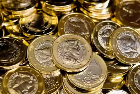 Die Banken gehen derzeit mit Münzgeld unterschiedlich um. 