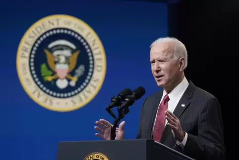 US-Präsident Joe Biden wirbt auch für sein 1,9 Billionen Dollar (1,6 Billionen Euro) schweres Corona-Hilfspaket.