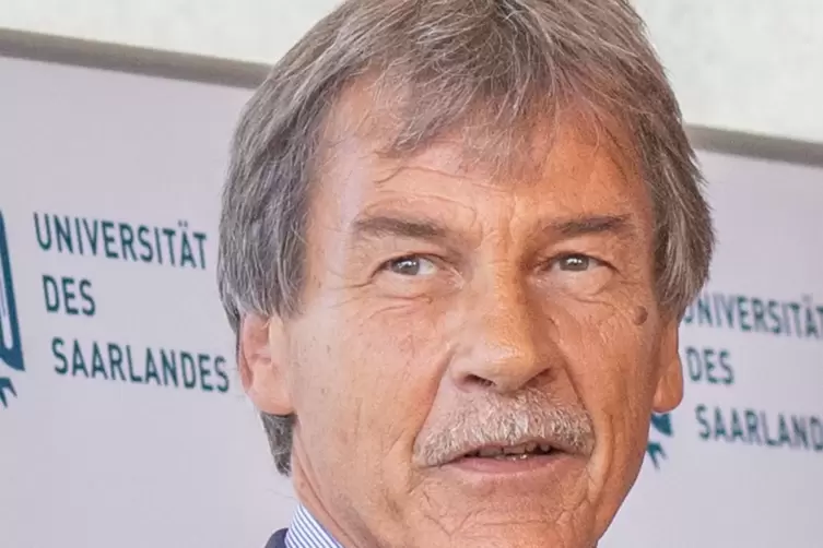 Uni-Pr&auml;sident ist weiterhin Manfred J. Schmitt.