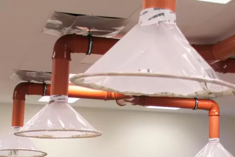 An der Realschule plus in Queidersbach (Kreis Kaiserslautern) gibt es schon eine selbstgebaute Lüftungsanlage.