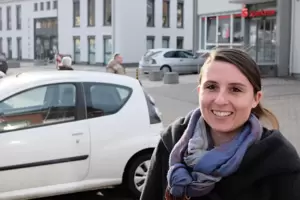 Beim Verkehr gebe es in der Gemeinde einiges zu tun, sagt Nadine Brinette. Als Beispiele nennt sie fehlende Parkplätze in der Or