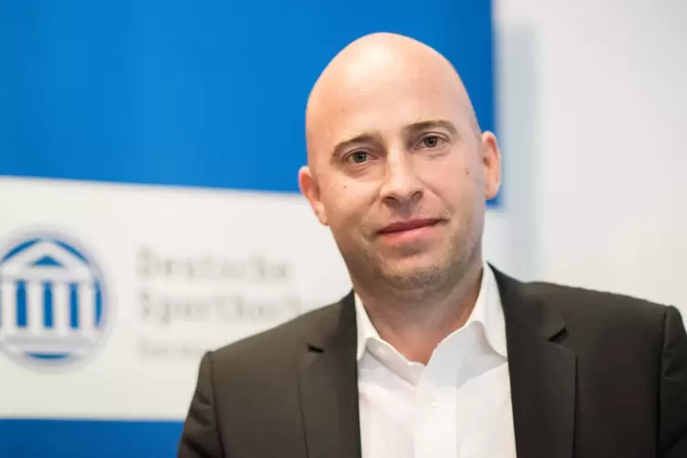  Daniel Memmert 