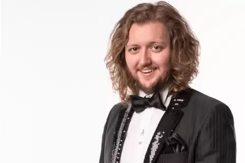 Der Musiker Kalli Koppold tritt derzeit in Seniorenheimen auf.